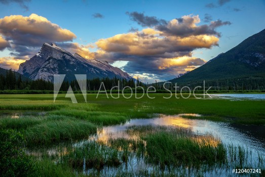 Picture of Mount rundle and Vermillion lake at sunset in Banff National Par